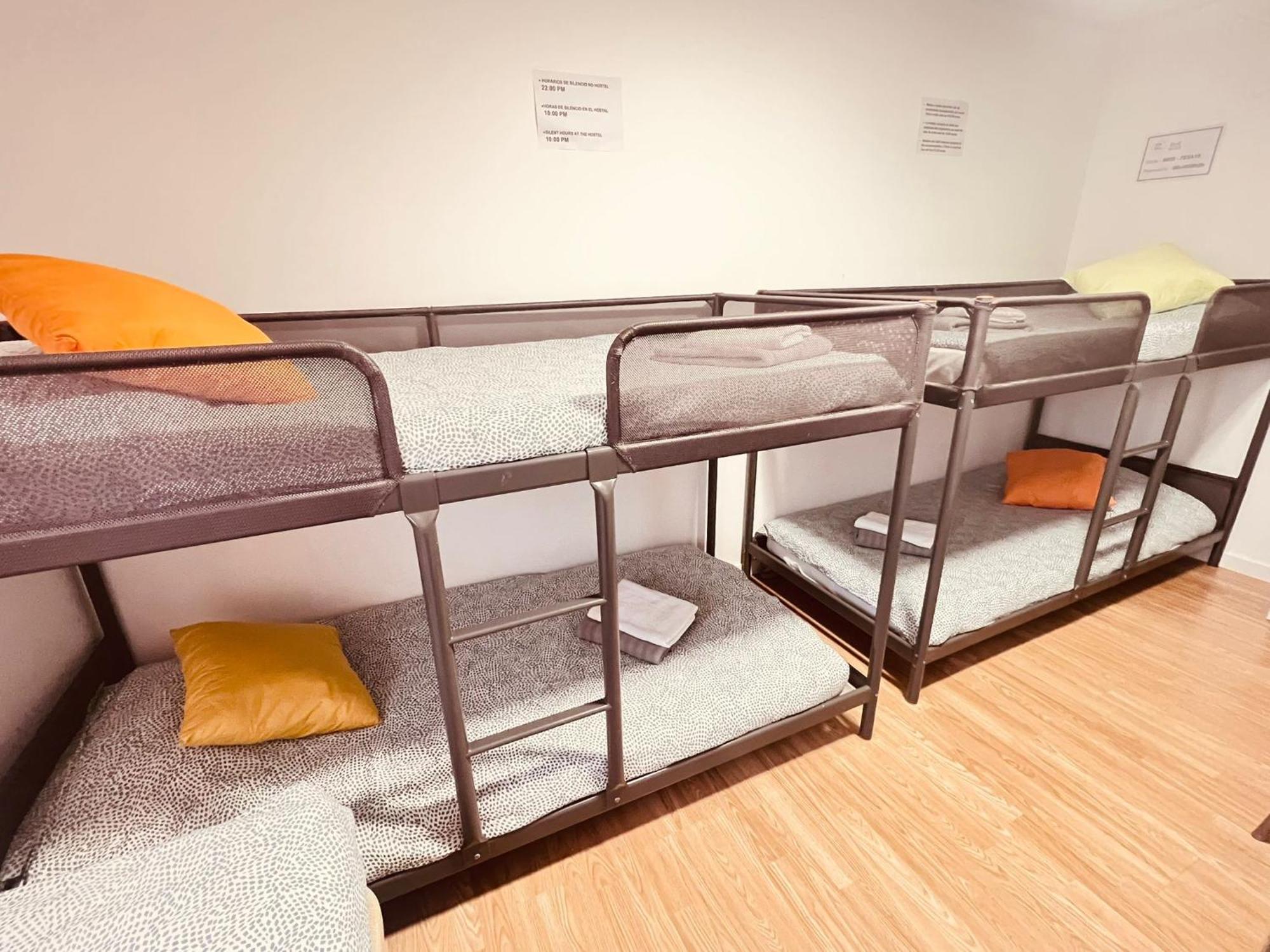 Hostel Golden Star Gião Eksteriør bilde
